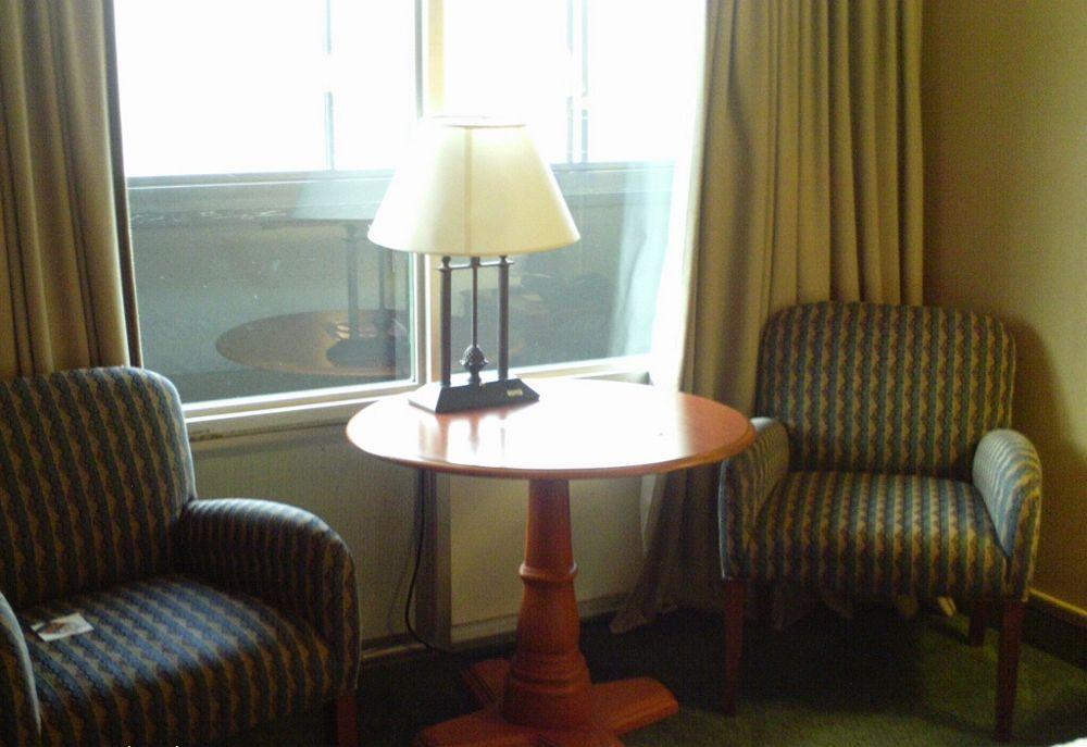 فندق نيوبورجفي  فندق هدسون فالي آند كونفيرانس سنتر باي فيربريدج المظهر الخارجي الصورة